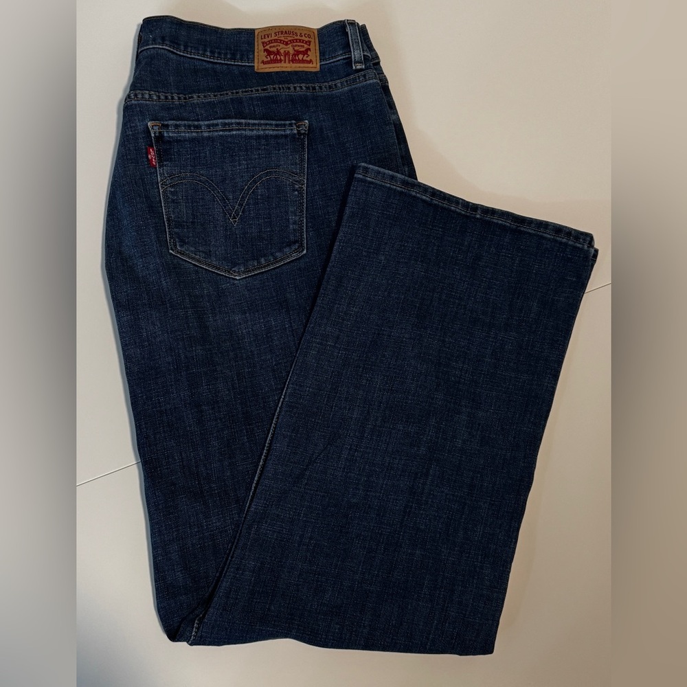 Levi’s classic boot size 18 short